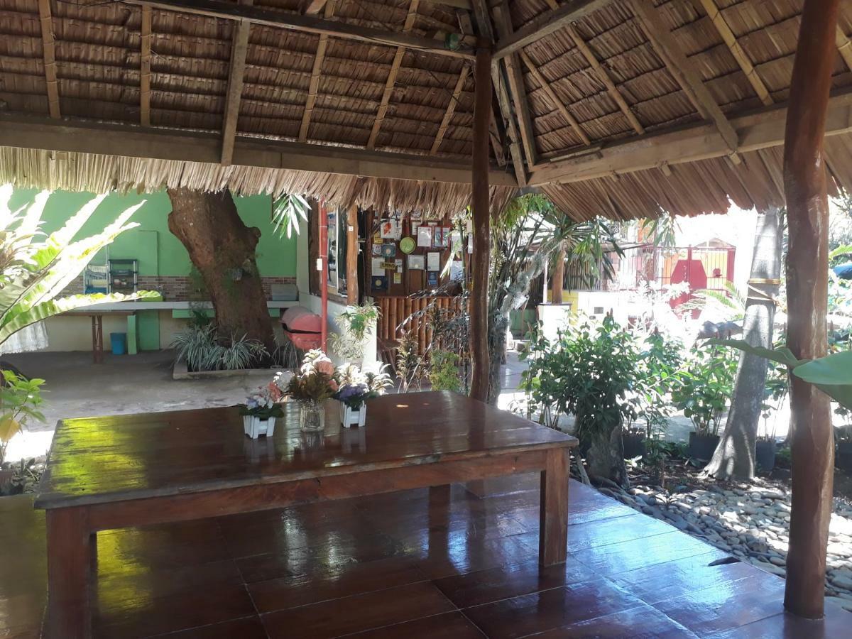Ej Pension House PALAWAN Exterior photo
